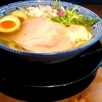 だしと麺 - 飛魚だし熟玉そば