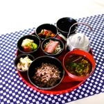 24/7 cafe apartment umeda