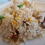 花茶亭 - 見た目も綺麗でしっかりした味付けの炒飯
