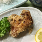鯉とうなぎのまるます家 - なまず唐揚げ