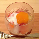 まき村 - 宮崎産マンゴーと苺、グレープフルーツ、のマンゴーソースとヨーグルトソース