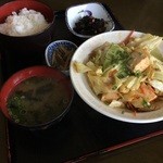 さらばんじ - とーふちゃんぷるー定食