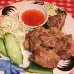 酒､タイ小皿､締めトムヤム 夜バナナ - 豚の唐揚げ