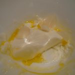 カンテサンス - 03.塩とオリーブ油が主役　山羊乳のバヴァロア