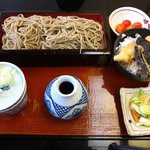 そばきり酒房 すだ金 - 生粉打ちそば＋菊セット