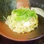 らーめん工房　その屋 - つけ麺・麺半分（650円也）