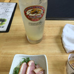 川栄 - お通しと生レモンサワー