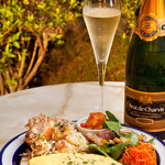 Fille et fils - 前菜とスパークリングワイン