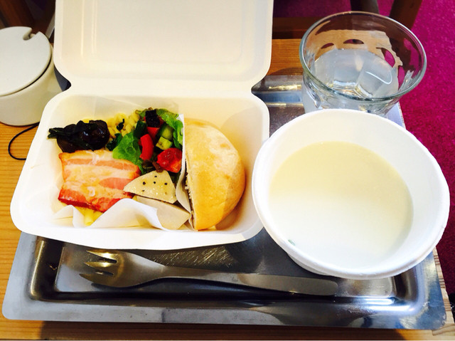 フォノンカフェルーム Phonon Cafe Room 名古屋大学 カフェ 食べログ フォノンカフェルーム Phonon Cafe Room 名古屋大学 カフェ 食べログ