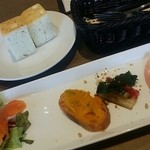 ファイブシーズンズキッチン - 前菜とフォカッチャ