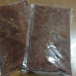 麺屋7.5Hz+ - 冷凍ダシ　1人前（1袋）160円
      お店のラーメンより少し濃いめになってます。