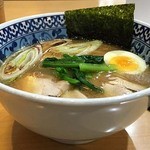 麺匠　名人房 - 鶏骨醤油ラーメン780円。