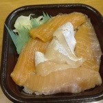 海の幸 丼丸 - サーモン丼