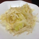 ラーメン神山 - H.27.6.15.夜 トッピングもやきゃべをアテに 150円