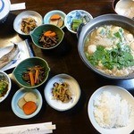 鶴の湯温泉 - 山の芋鍋定食岩魚付き