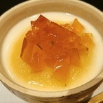 日本料理 晴山 - 水菓子　和三盆のプリン 林檎のソース