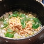 日本料理 晴山 - 食事　秋鮭と蓮根の炊き込みご飯