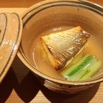 日本料理 晴山 - 炊き合せ　じゃがいも饅頭 かます しんとり菜
      
      