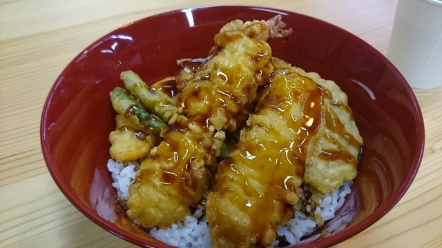 ダップスしまねお魚センター店 西浜田 うどん 食べログ ダップスしまねお魚センター店 西浜田 うどん 食べログ