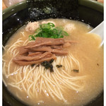 麺屋ぬかじ - 牡蠣と鯛だしラーメン
      2015.11