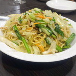 中華ダイニング高格 - 寧波炒面（焼きそばの寧波風炒め）880円