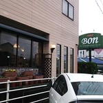 Bon - 落ち着いた感じの外観