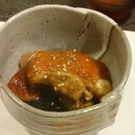 割烹 山さき - 煮物：金目鯛と山科茄子の煮付け