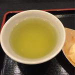 新杵 みちくさ餅 - セルフサービスのお茶