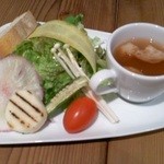 こだわり産直野菜と生パスタ ARK DINING - スープ・パン・野菜前菜