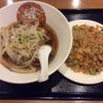 双龍居 - ランチラーメン・チャーハン定食700円