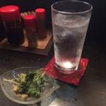 牛若丸 - 泡盛水割り（150円）【平成27年11月20日撮影】※十五周年記念価格