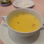 レストラン ペリニィヨン - スープ　南部一郎カボチャのポタージュスープ