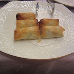 レストラン ペリニィヨン - 栗の春巻きの様なお菓子