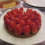 レストラン ペリニィヨン - イチゴのタルト