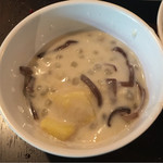 ベトナム料理 トゥアン - タピオカミルク、さつまいも入り