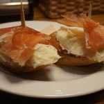 ドノスティア - ピンチョス：生ハム×鱈のブランダード