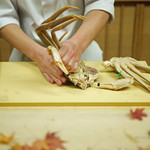 緒方 - 間人蟹をさばく！