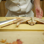 緒方 - 間人蟹をさばく！