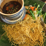 ベトナム料理 トゥアン - あんかけ焼きそば