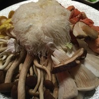 御膳房 銀座店 - 山盛りのきのこ