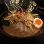 れんげ - 豚骨味噌ラーメン、ネギチャーシュー¥1100円