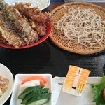 銚子かへいや 海鮮お食事処 - ミニ天丼とお蕎麦のセット
