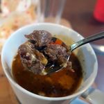 カウボーイカレー - 残った肉はスープに入れてミネストローネ風に