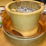 江戸三 - 炭火でお鍋♪
