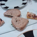 ル・ヴァンテール - アミューズ