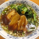 中華台湾屋台　三彩居 - 豚角煮麺です。