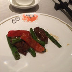 中国飯店 富麗華 - ランチ 肉料理