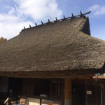 はなとね - 〜外観①：茅葺き屋根〜