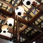 本家伴久 - 高い天井/見応えのある梁(2015.Nov)