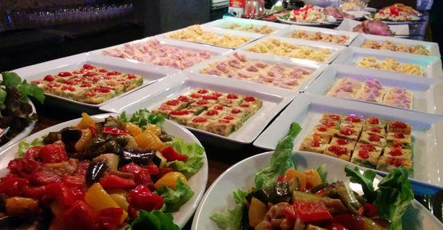 Banquet House photo 2